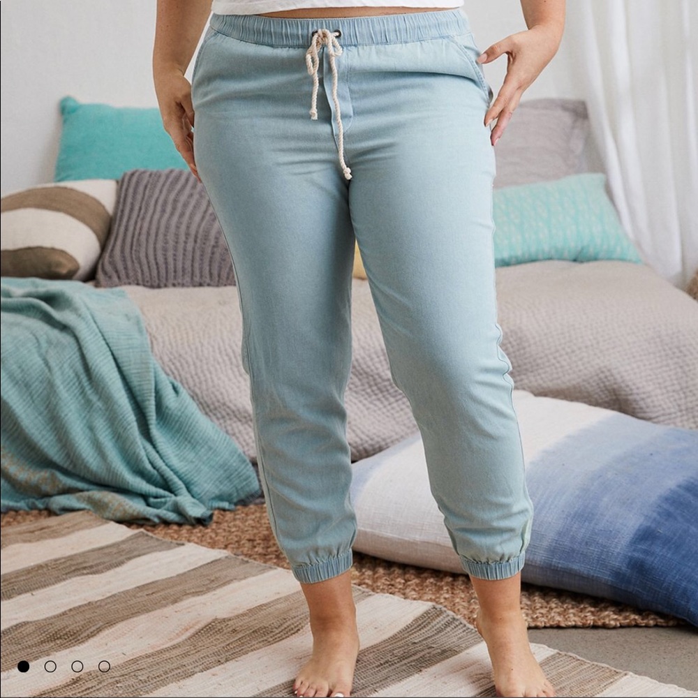 aerie chambray joggers